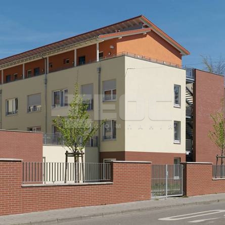 Клинкерная фасадная плитка R400 NF9 240x9x71